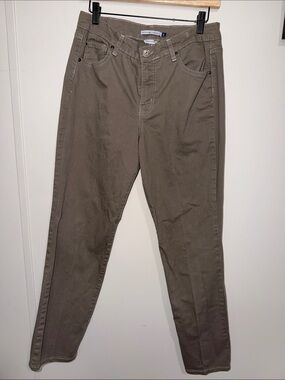 Straight-Leg Women's Jeans in Olive Brown by Bandolino